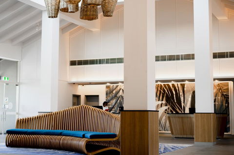 Novotel Cairns Oasis Resort - Getaway Accommodation 5