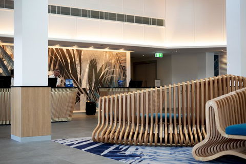 Novotel Cairns Oasis Resort - Getaway Accommodation 13