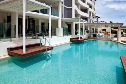 Waters Edge Apartment Cairns - Getaway Accommodation 0