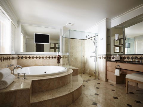 JW Marriott Gold Coast Resort & Spa - Getaway Accommodation 36
