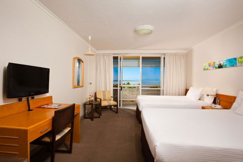 Cairns Harbourside Hotel - Getaway Accommodation 21