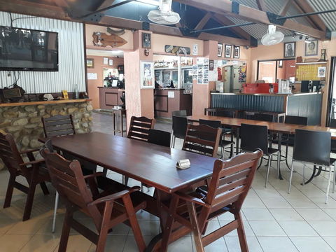 Speewah Country Tavern - Getaway Accommodation 12