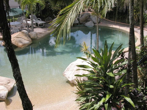 Cairns Queenslander Hotel & Apartments - Getaway Accommodation 13