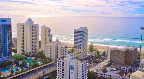 Chevron Renaissance - Private Apartments - Getaway Accommodation 0