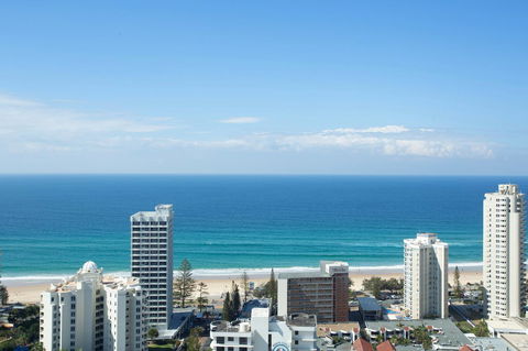 Chevron Renaissance - Private Apartments - Getaway Accommodation 2