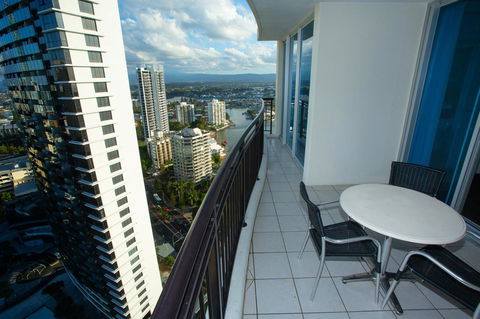 Chevron Renaissance - Private Apartments - Getaway Accommodation 33