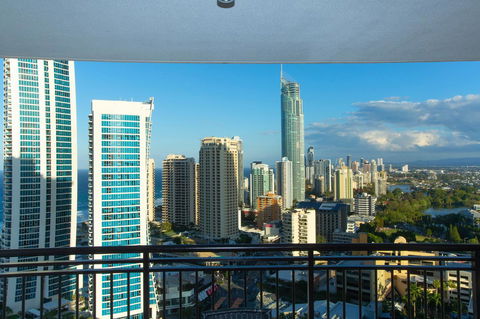 Chevron Renaissance - Private Apartments - Getaway Accommodation 27