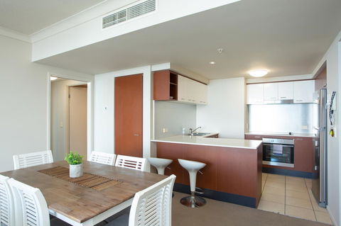 Chevron Renaissance - Private Apartments - Getaway Accommodation 7