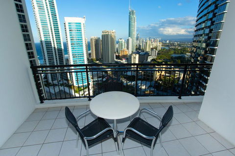 Chevron Renaissance - Private Apartments - Getaway Accommodation 35