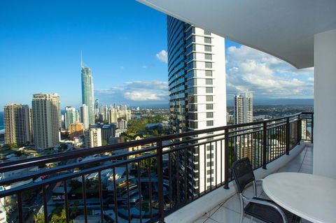 Chevron Renaissance - Private Apartments - Getaway Accommodation 34