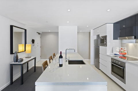 Holiday Holiday H-Residences Apartments - Getaway Accommodation 35