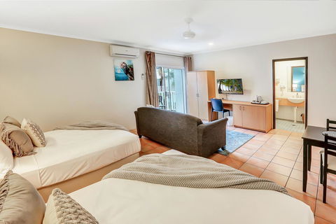 Coral Tree Inn - Getaway Accommodation 15