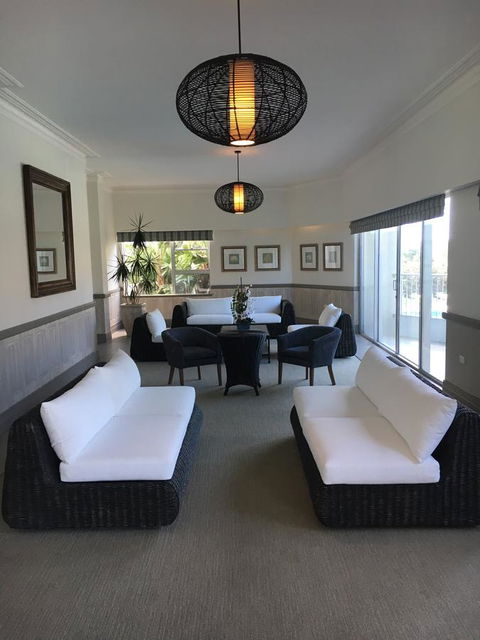 Pacific Plaza Apartments - Getaway Accommodation 4