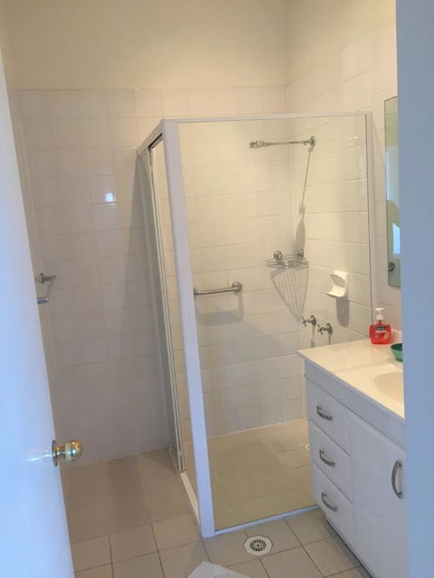Pacific Plaza Apartments - Getaway Accommodation 10
