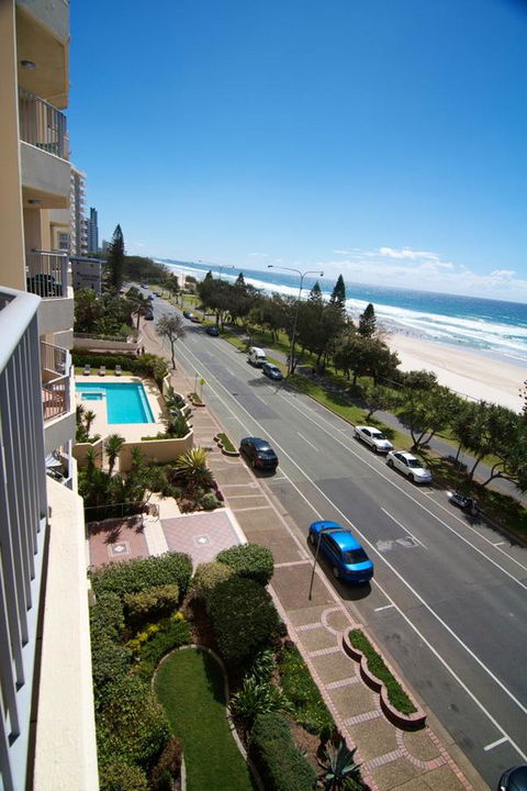 Pacific Plaza Apartments - Getaway Accommodation 16