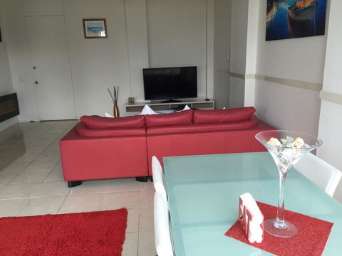 Pacific Plaza Apartments - Getaway Accommodation 5