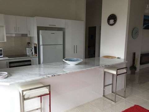 Pacific Plaza Apartments - Getaway Accommodation 9