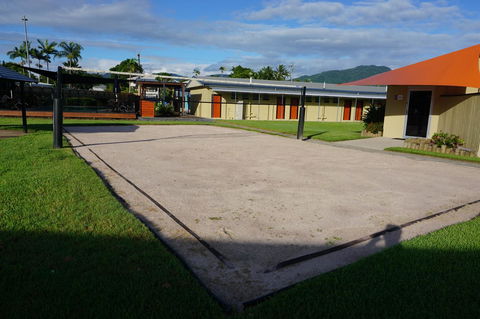 YAL Cairns - A Motel That Makes A Difference - Getaway Accommodation 6