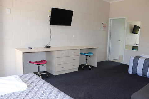 YAL Cairns - A Motel That Makes A Difference - Getaway Accommodation 21