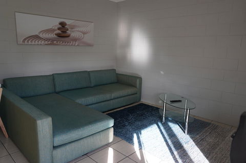 YAL Cairns - A Motel That Makes A Difference - Getaway Accommodation 22