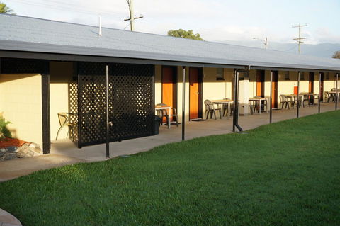 YAL Cairns - A Motel That Makes A Difference - Getaway Accommodation 38