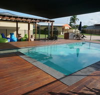 YAL Cairns - A Motel that makes a difference - Getaway Accommodation