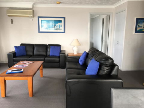 Wharf Boutique Apartments - Getaway Accommodation 19