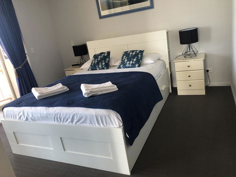 Wharf Boutique Apartments - Getaway Accommodation 10