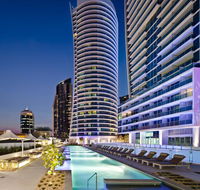 Hilton Surfers Paradise Residences - Getaway Accommodation