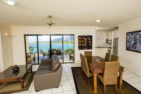 Jack And Newell Holiday Apartments - Getaway Accommodation 35