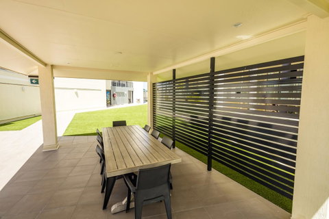 Jack And Newell Holiday Apartments - Getaway Accommodation 6