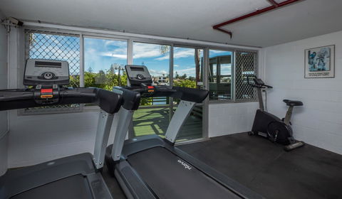 Surfers Hawaiian Holiday Apartments - Getaway Accommodation 21