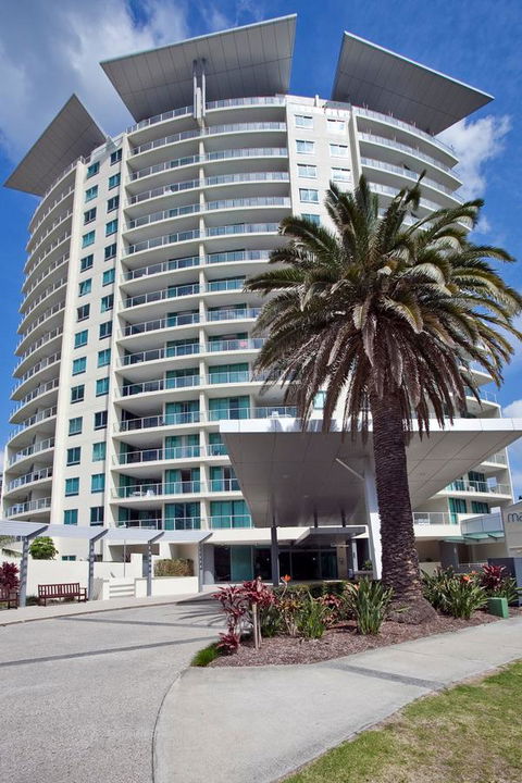 Wings Resort, Apartments And 2 Story Penthouses - We Accommodate - Getaway Accommodation 0