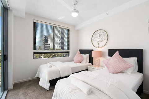 Wings Resort, Apartments And 2 Story Penthouses - We Accommodate - Getaway Accommodation 13
