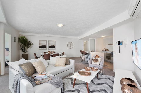Wings Resort, Apartments And 2 Story Penthouses - We Accommodate - Getaway Accommodation 11