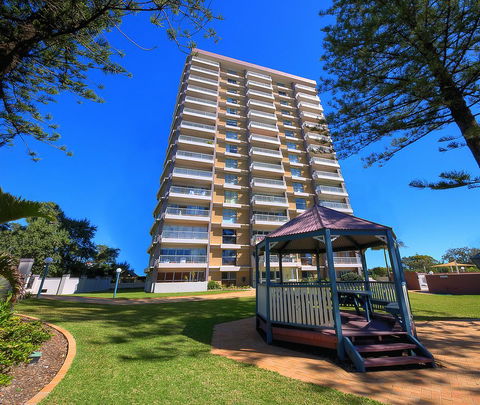 Narrowneck Court Holiday Apartments - Getaway Accommodation 37