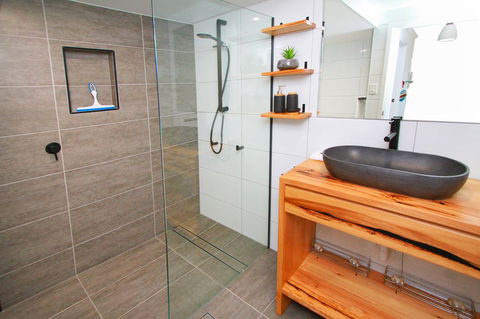 Narrowneck Court Holiday Apartments - Getaway Accommodation 29