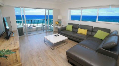 Narrowneck Court Holiday Apartments - Getaway Accommodation 0