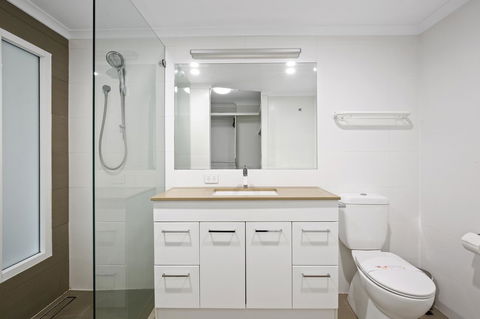 Narrowneck Court Holiday Apartments - Getaway Accommodation 15