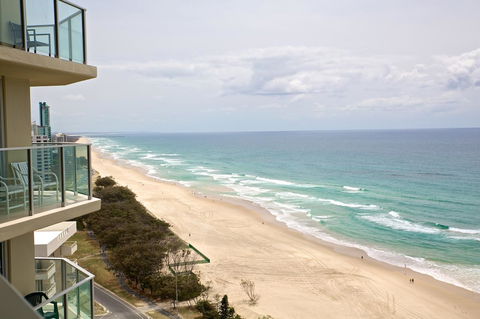 Hi Surf Beachfront Resort Apartments - Getaway Accommodation 22