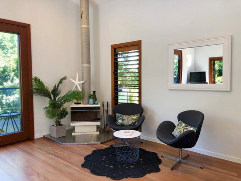 Villa 1 - 3 Parkedge Road - Getaway Accommodation 6