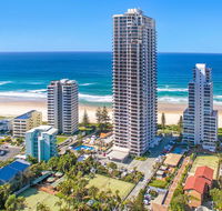 Surfers Aquarius on the Beach - Getaway Accommodation