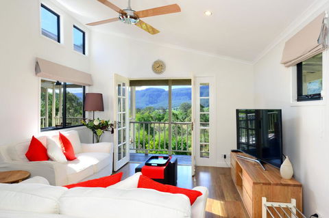 Wild Rose Cottage- Kiaroo, Kangaroo Valley - Getaway Accommodation 2