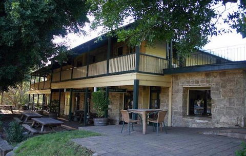 Wisemans Inn - Getaway Accommodation 0