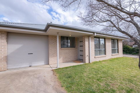 Wonderful Windred Modern, Comfy, Quiet - Getaway Accommodation 1