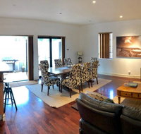 Zero Contact Private CBD-Social-Chillout-Oasis with Outdoors For You  Friends - Getaway Accommodation