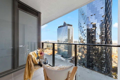 A 2BR Apt With City Views Next To Southern Cross - Getaway Accommodation 2