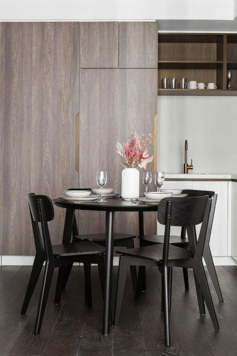 A Chic 2BR Apt Right Next To Melbourne Central - Getaway Accommodation 1