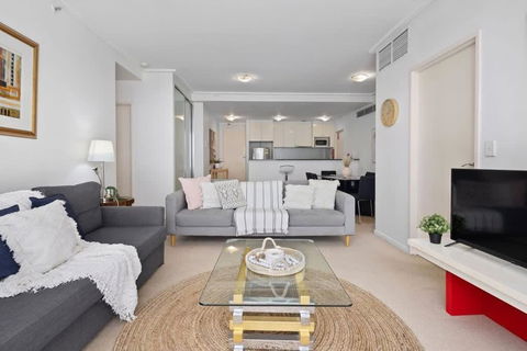 A Comfy 2BR Apt For 7 Next To Darling Harbour - Getaway Accommodation 1