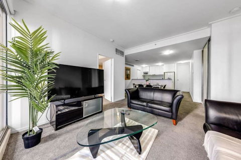 A Comfy 2BR Apt Right Next To Darling Harbour - Getaway Accommodation 0